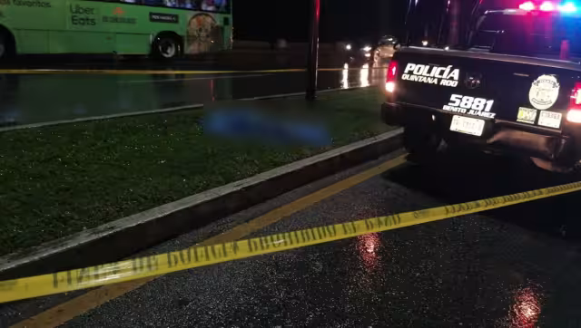 El accidente se suscitó a las 6:30 horas, en el kilómetro 8.3 del boulevard Kukulcán.