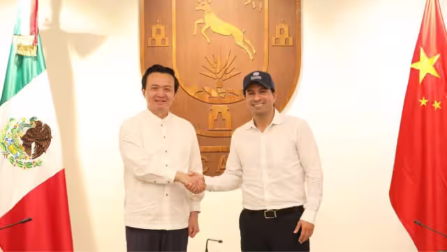 Mauricio Vila visitó China en julio pasado