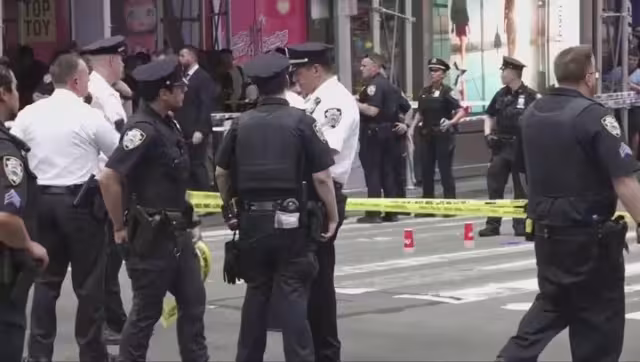 Tiroteo genera pánico en Times Square; ocurrió después del Desfile de los Knicks.