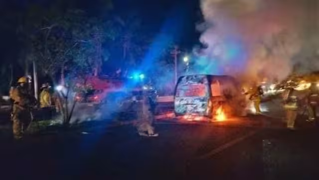 El incendio ocurrió en una Van en la Glorieta del Mestizaje
