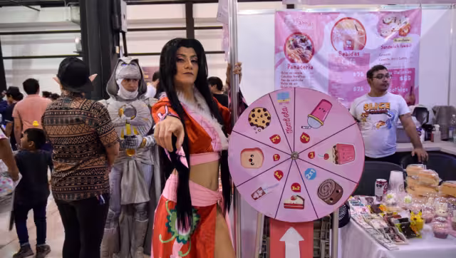 Asimismo, los tres ganadores serán premiados con cheque nominativo