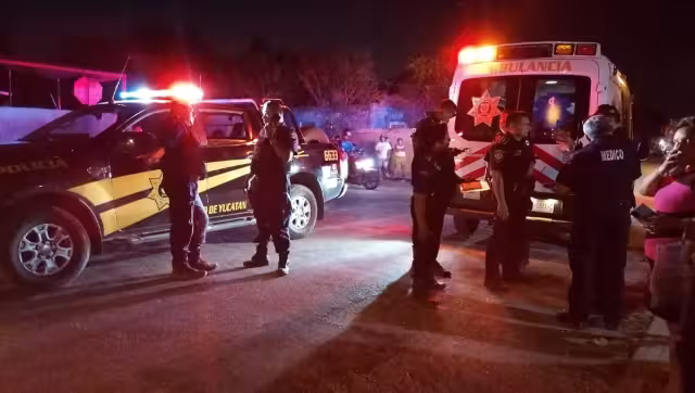 El motociclista perdió el control y ambos cayeron terminando con lesiones