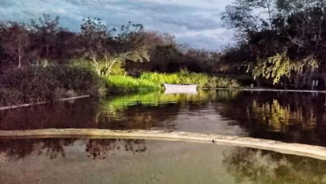 Carlos Gabriel fue una figura reconocida en Izamal, donde se desempeñó como comisario ejidal
