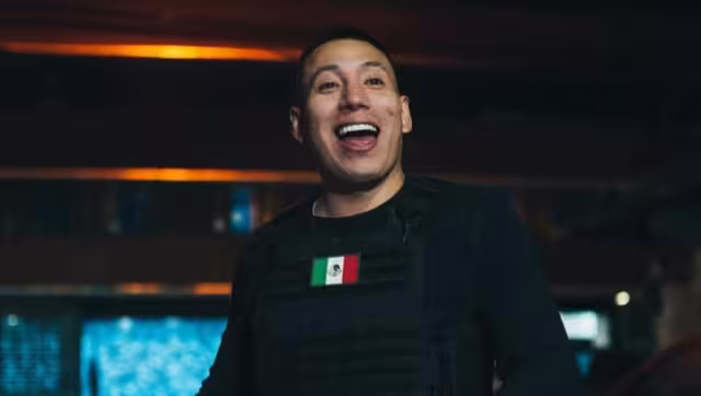 Yulay fue amenazado con machete en Guerrero mientras entregaba juguetes.