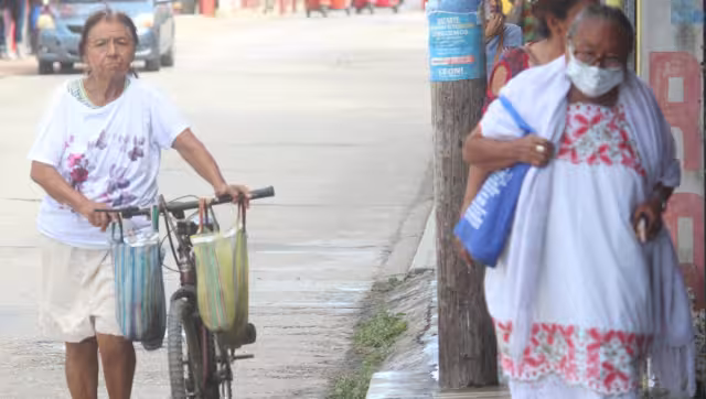 Con el pasar de los años las personas han dejado de usar el traje típico que los caracteriza
