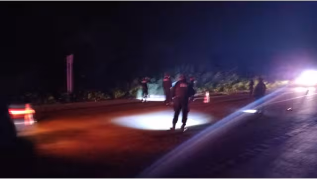 Los uniformados de la Secretaría de Seguridad Pública cerraron la carretera parcialmente durante unas horas