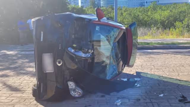 Ambos implicados iban a exceso de velocidad, por lo que uno perdió el control. Ninguno de los adolescentes tenía permiso de conducir.