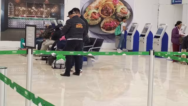 El pasajero recibió atención médica en las alturas por un paramédico