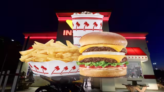 In-N-Out ofreció precios regulares en sus productos en México