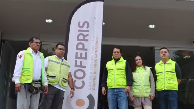 Una brigada de Cofepris realizar acciones de vigilancia sanitaria en Acapulco y en la costa de Guerrero