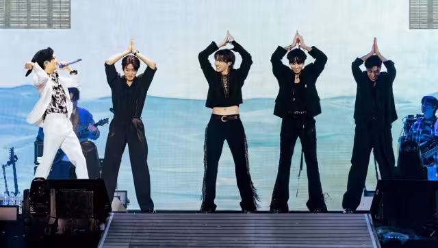 Los ARMYS hacen ofrenda a Tláloc para que no les llueva en los conciertos de BTS en la CDMX