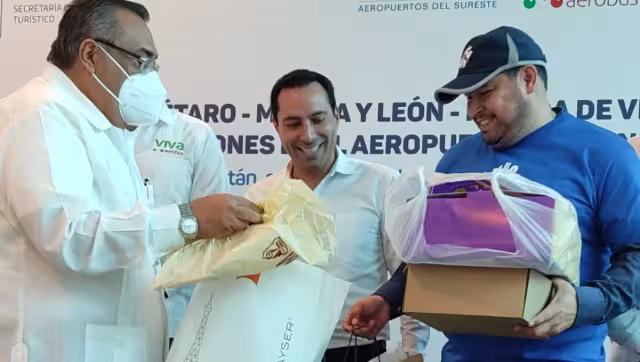 El ganador recibió como premio un viaje redondo de Mérida-Querétaro