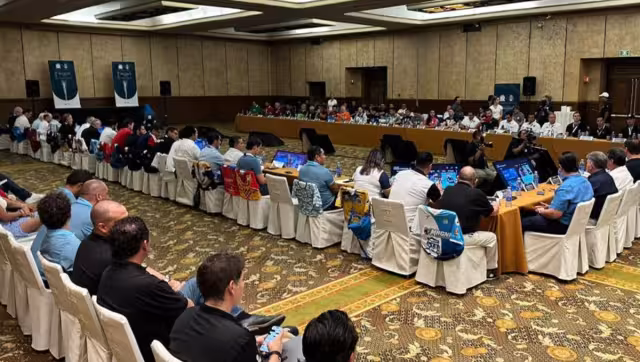 También fue presentado el balón oficial para el torneo del ciclo 2023-2024,