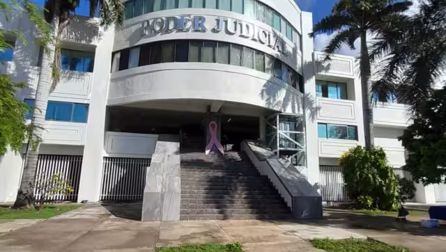 Al parecer, en los juzgados da información a los compradores.