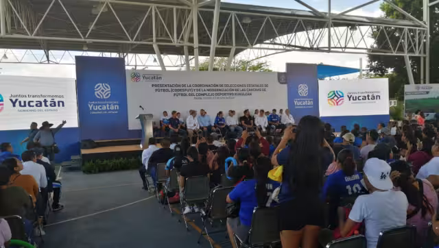 El evento se realiza ante familias y deportistas que gustan del futbol