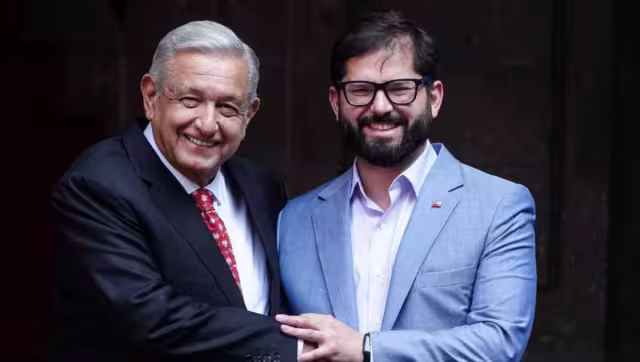 Gabriel Boric recibió a López Obrador en el Palacio de la Moneda