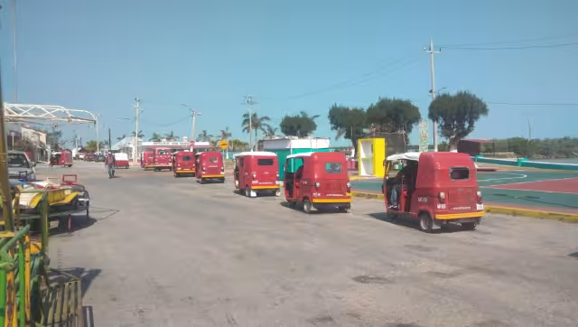 Cada año en el Día del Trabajo los mototaxistas realizan su desfile