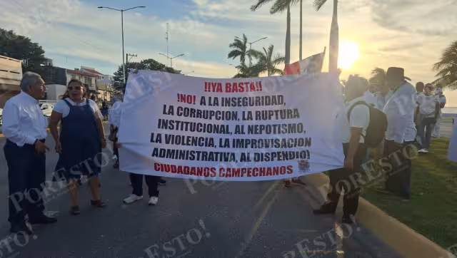 Cansados de la violencia, campechanos protestan por la paz en el país