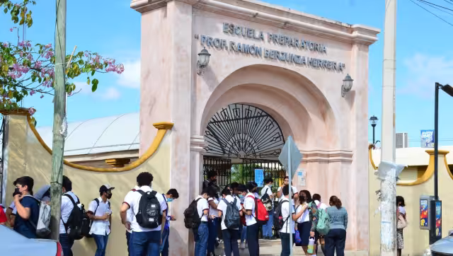 En media superior hubo 10 mil solicitantes y en la universidad superior 11 mil 500