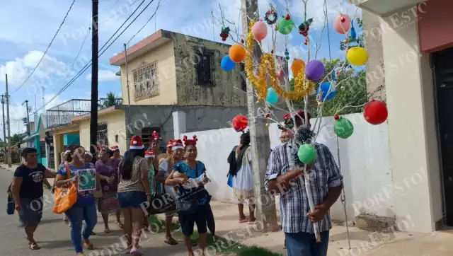 La Rama une generaciones: abuelitos simbolizan a María y José en su peregrinación