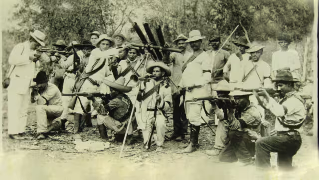 Venustiano Carranza nombró al Gral. Salvador Alvarado, comandante militar del Sureste, en sustitución de Jesús Carranza