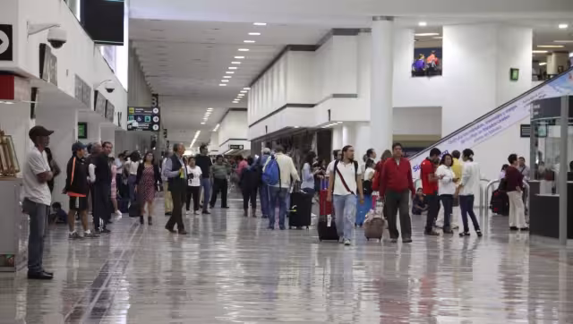 SRE ajustó reglas de visado para visitantes extranjeros