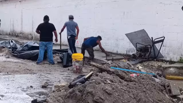 El edil está cerrado a trabajar con los albañiles locales