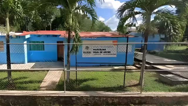 Se presume no es primera vez que acusan al director de la secundaria de San Juan Chen