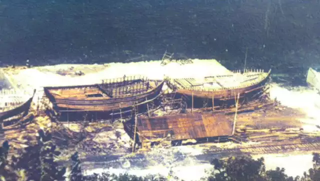 En 1650 se instaló en San Román el primer astillero de Campeche, clave para la defensa marítima del virreinato.