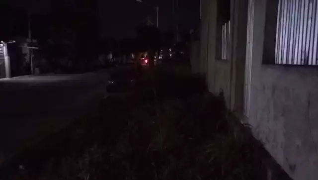 Permanecen sin luz por más de 5 horas 30 habitantes de la Colonia 5 de Abril en Bacalar, el suministro fue afectado por un tráiler