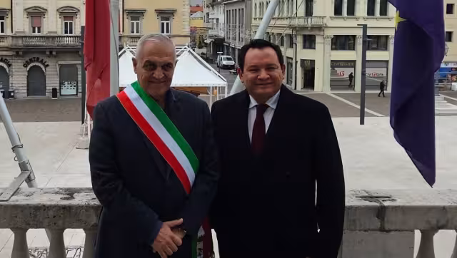 Joaquín Díaz Mena platicó con el alcalde de Monfalcone, Antonio Garritani