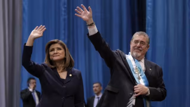 "Nunca más el autoritarismo" subrayó Bernardo Arévalo al ser investido como nuevo Presidente de Guatemala