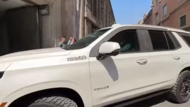 Llegada del embajador de Estados Unidos en México, Ronald Johnson a Palacio Nacional