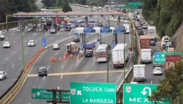 La Secretaría de Infraestructura, Comunicaciones y Transportes informó que este fin de semana se cerrará la circulación en la carretera México-Toluca en ambos sentidos