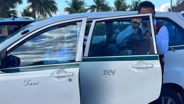 El Instituto de Movilidad también retiró polarizados de los taxistas de Cancún
