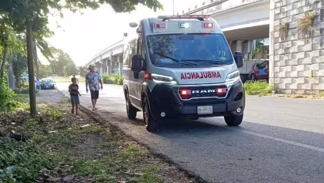 Motociclista resulta lesionado tras accidentarse en el entronque a Subteniente López.