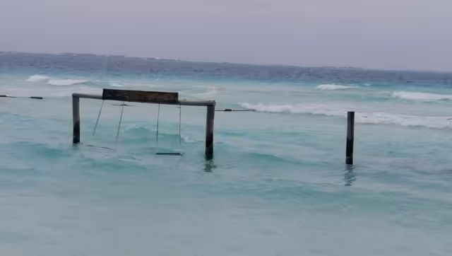 Protección Civil evalúa el daño general en la isla cuando el temporal podría restringir la navegación