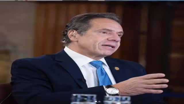 
La investigación también descubrió que Cuomo y su equipo cercano tomaron medidas de represalia contra al menos una exempleada por denunciar su experiencia.
