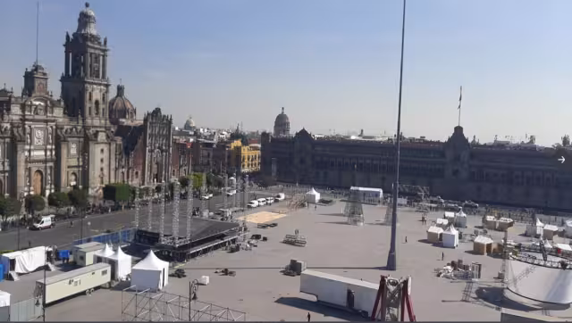 Como parte de los festejos por la época decembrina, el gobierno de la Ciudad de México instalará una verbena en el Zócalo de la capital, así lo anunció, la jefa de Gobierno, Claudia Sheinbaum