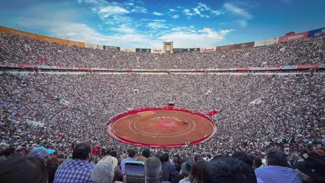 Los eventos del fin de semana en la Plaza México continuarán