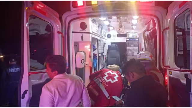 El golpe ameritó que más de un poblador aledaño saliera a proporcionar ayuda y llamar enseguida al 911