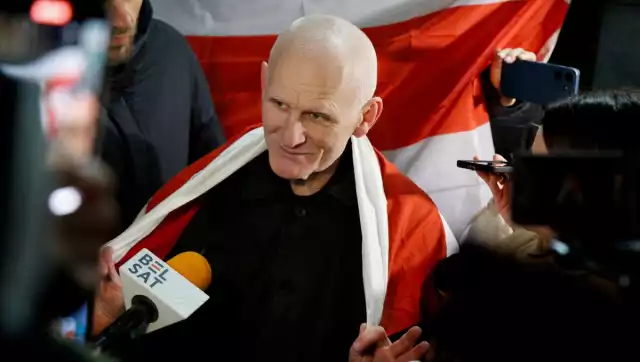 Ales Bialiatski, Premio Nobel de la Paz en 2022, fue uno de los 123 presos politicos liberados por el gobierno de Alexander Lukashenko