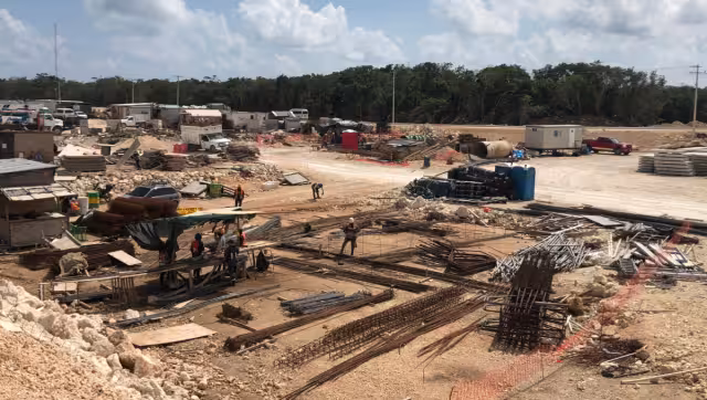 Dicho recurso se promovió originalmente por la presunta remoción de la selva, pero no fue tomado en cuenta, por lo que lo ampliaron