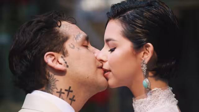 Christian Nodal dedica mensaje a Ángela Aguilar en concierto de Chile.