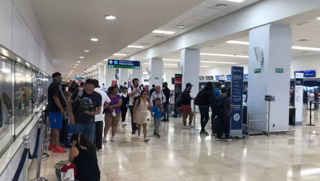 Los primeros vuelos en despegar hacia la CDMX fueron de Aeroméxico y United