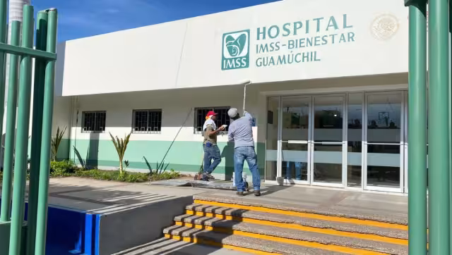 El Presidente Andrés Manuel López Obrador reiteró este martes que su Gobierno se encuentra trabajando para dejar establecido el mejor sistema de salud pública del mundo