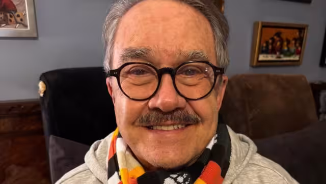 Pedro Sola explota contra el transporte en el Aeropuerto de Guadalajara.