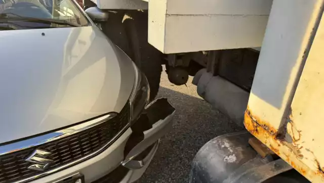 Choque en estacionamiento de Soriana Aviación deja daños por varios miles de pesos