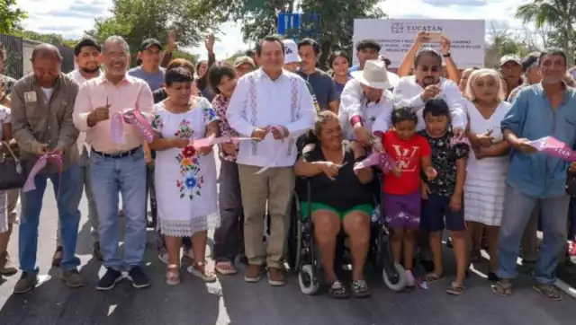 Gobernador Joaquín Díaz Mena entrega rehabilitación del camino Cacao–San Antonio Mulix