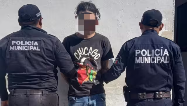 Los uniformados detuvieron al sujeto y lo trasladaron a la cárcel situada enfrente del puerto de abrigo de Yucalpetén